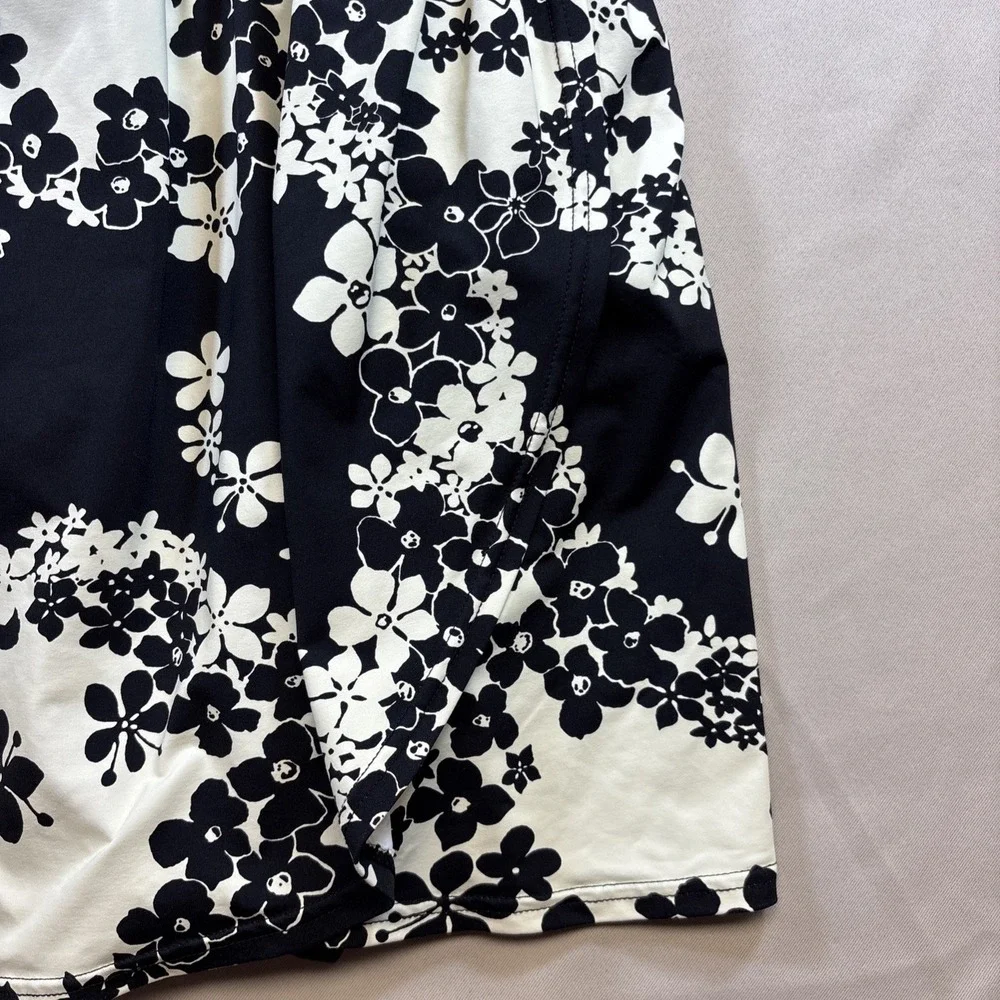 Lands' End Swim Dress Women‎ Medium 10-12 Black White Floral Swim Suit One Piece